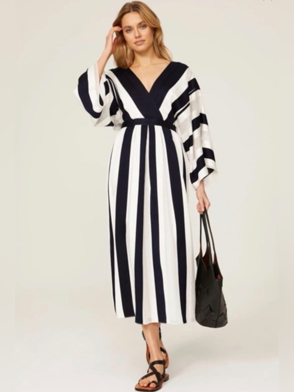 Adam Lippes Collective
Stripe Kimono Sleeve Dress size 4